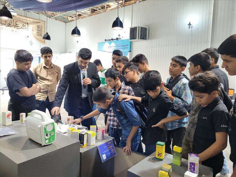بازدید دانش‌آموزان آموزشگاه عبدالله رضوی شهرستان شاندیز از سرزمین علم و فناوری نوجوانان